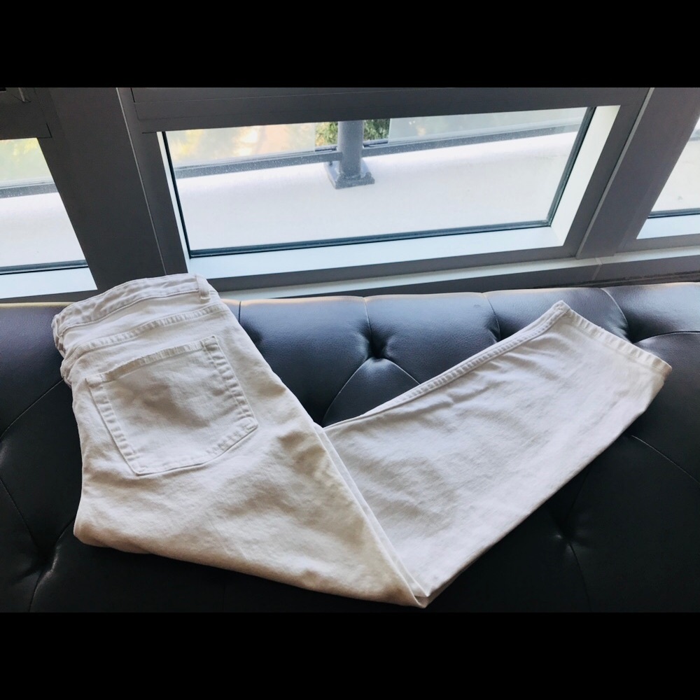 Acne Studios Women’s Row White Vintage Jean - Picture 4 of 6